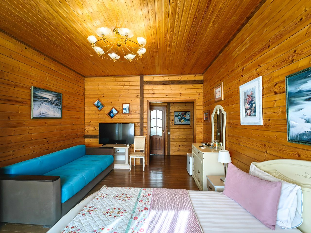 Четырехместный (Семейная комната с видом на горы), Гостевой дом АРТ Ковчег