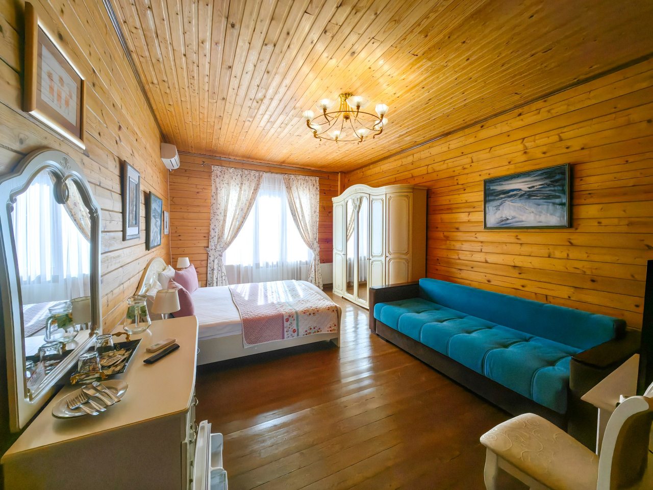 Четырехместный (Семейная комната с видом на горы), Гостевой дом АРТ Ковчег