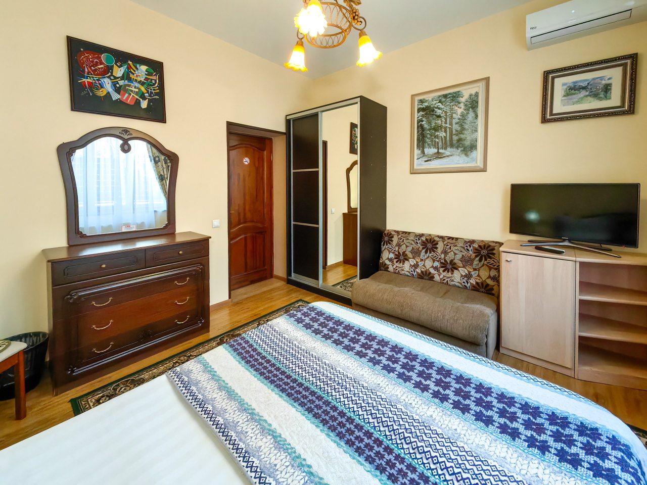 Двухкомнатная комната «Люкс»