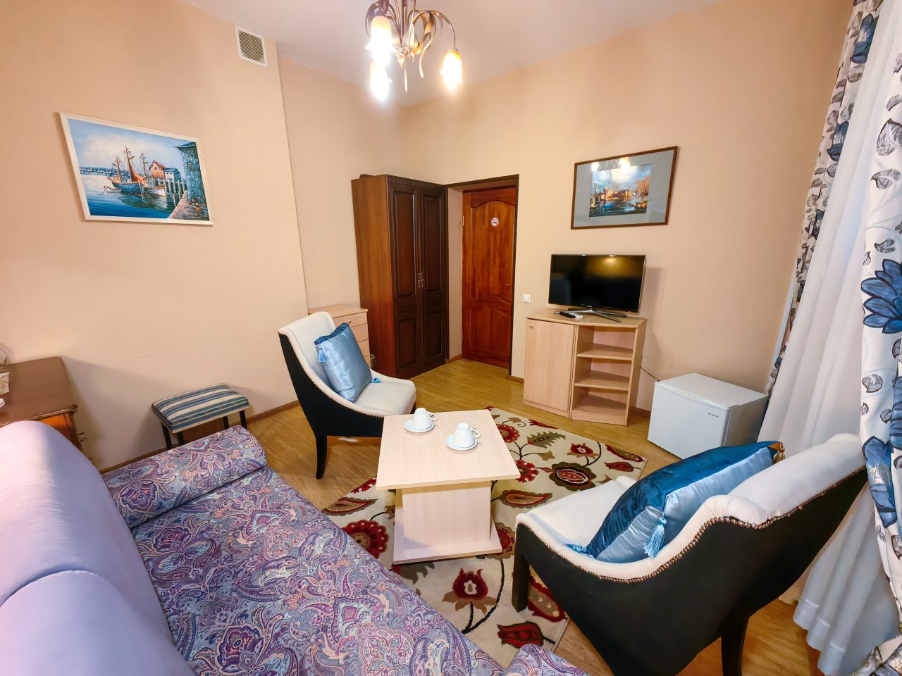 Четырехместный (Двухкомнатная комната 