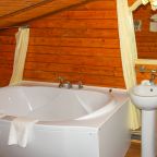 Четырехместный (Двухкомнатная эксклюзивная комната), Гостевой дом АРТ Ковчег