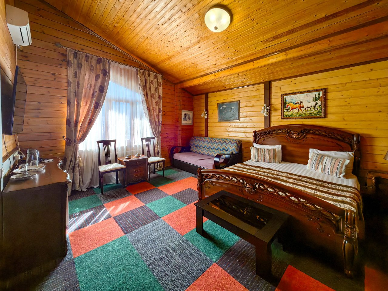 Четырехместный (Семейная комната с видом на горы), Гостевой дом АРТ Ковчег