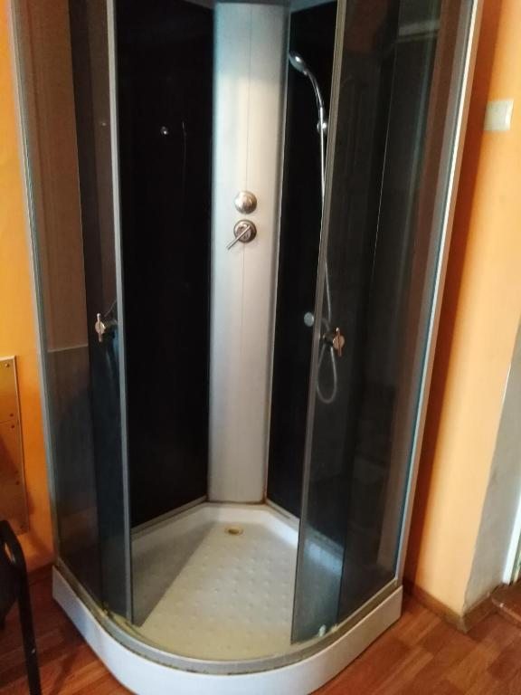 Двухместный (Двухместный номер Делюкс с 1 кроватью и душем) гостиницы Отдых, Таганрог