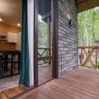 Шале (Апартаменты), Отель Konak House