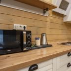 Шале (Апартаменты), Отель Konak House