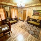 Апартаменты (Апартаменты с 2 спальнями), The_guest_house_maral