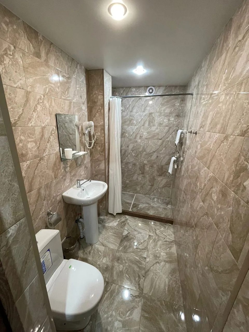 Четырехместный, База отдыха Пилигрим