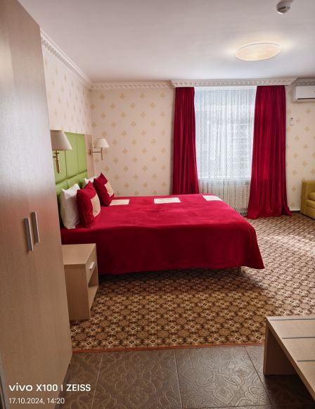 Фотография номера гостиницы Сказка Снежных Вершин