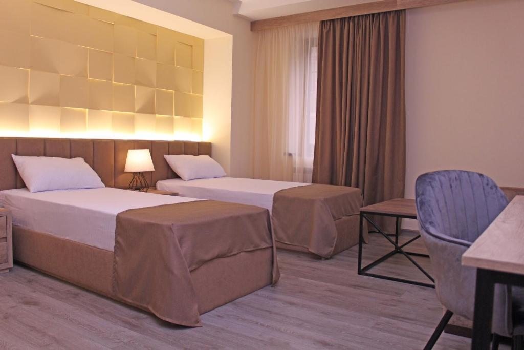 Двухместный (Стандартный двухместный номер с 1 кроватью или 2 отдельными кроватями) отеля MANDARIN Hotel, Ереван