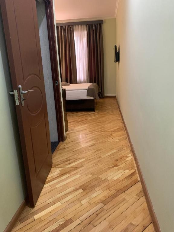 Сьюит (Люкс с 1 спальней) отеля TIGRAN Mets, Ереван