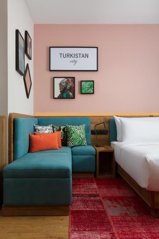 Двухместный (Номер с кроватью размера «queen-size» — Подходит для гостей с ограниченными физическими возможностями) отеля Hampton By Hilton Turkistan, Туркестан