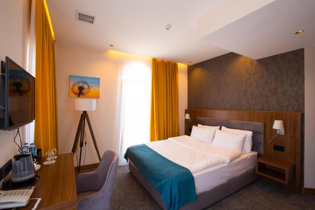 Двухместный (Двухместный номер с 1 кроватью и видом на горы) отеля Tsinandali Resort, Цинандали