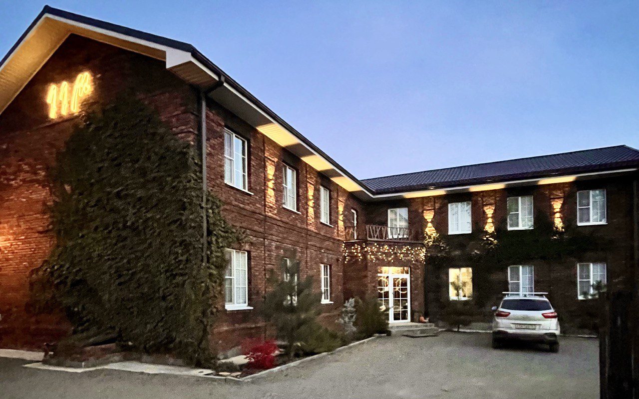 ФАСАД/ПАРКОВКА