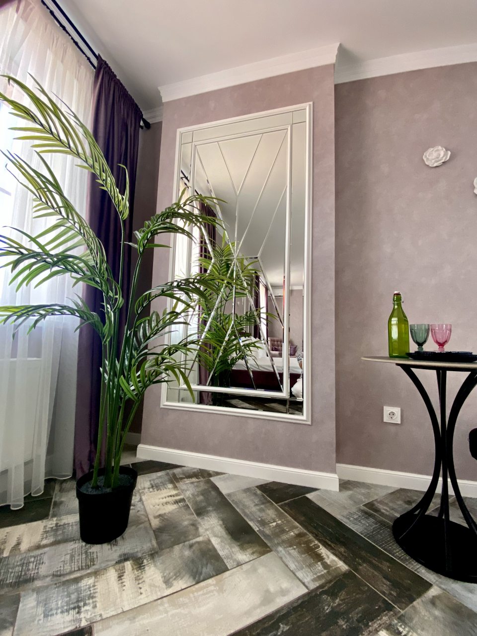 ПРОСТОРНЫЙ НОМЕР