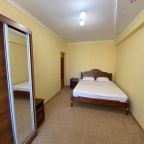 Двухместный (Двухместный номер с 1 кроватью и общей ванной комнатой), КАМЕЛИЯ