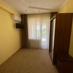 Двухместный (Двухместный номер с 1 кроватью и общей ванной комнатой), КАМЕЛИЯ