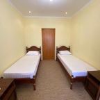 Двухместный (Двухместный номер с 1 кроватью и общей ванной комнатой), КАМЕЛИЯ