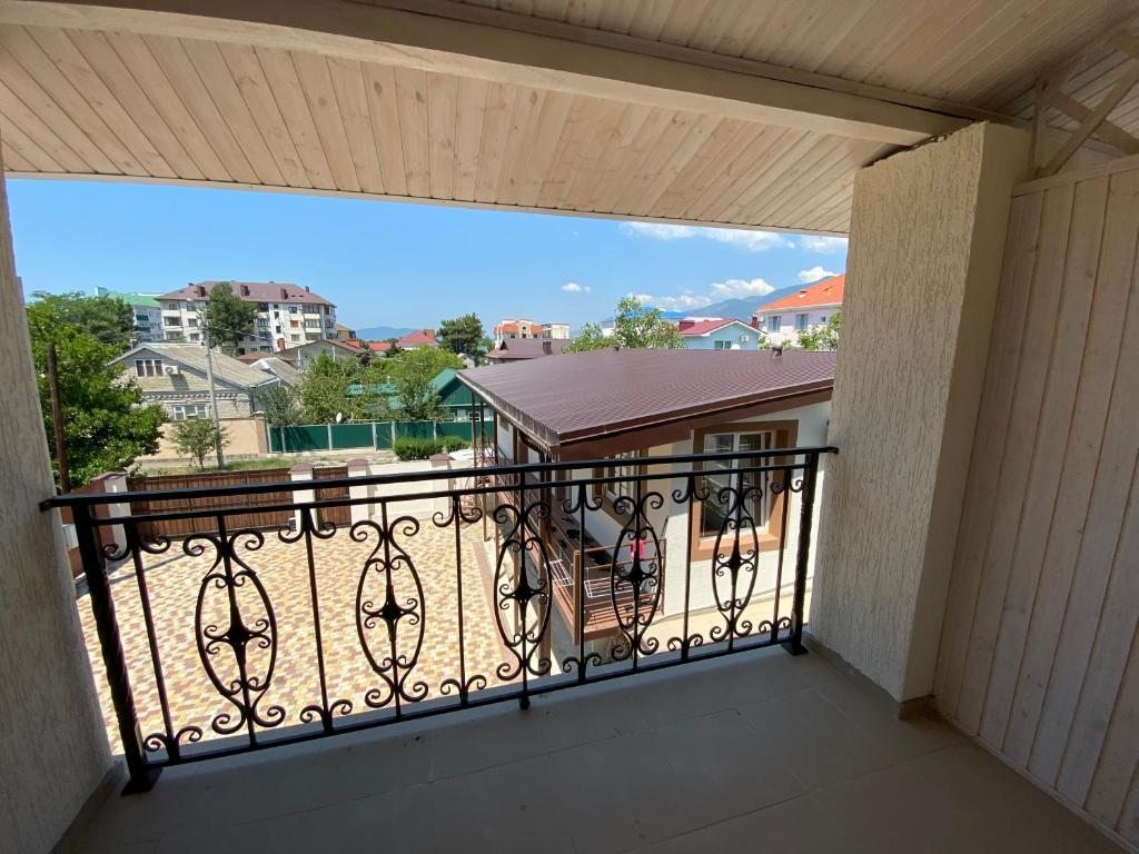 Двухместный (Двухместный номер с 1 кроватью и общей ванной комнатой), КАМЕЛИЯ