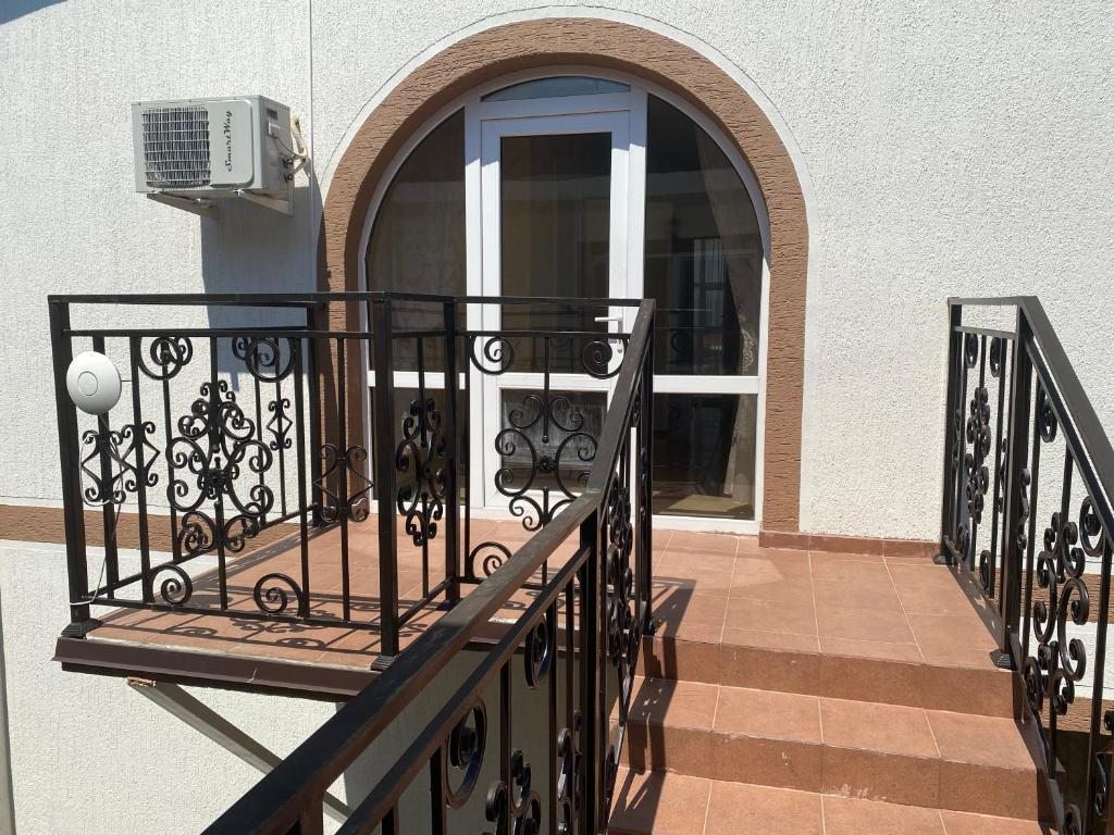 Четырехместный (Четырехместный номер Делюкс), КАМЕЛИЯ