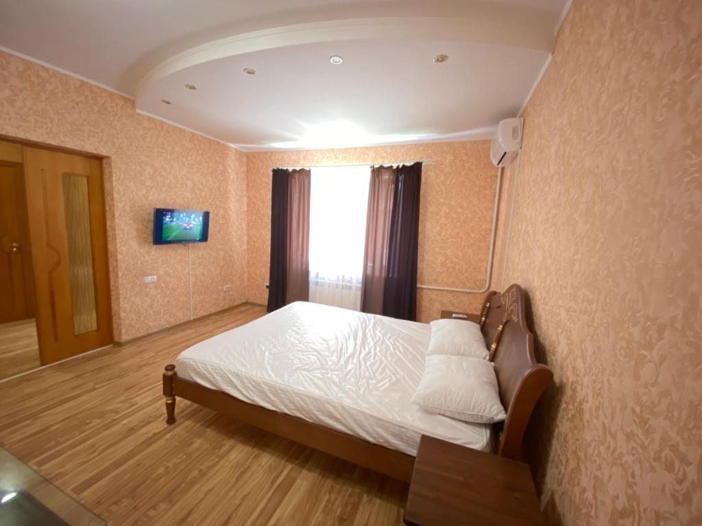 Четырехместный (Четырехместный номер Делюкс), КАМЕЛИЯ