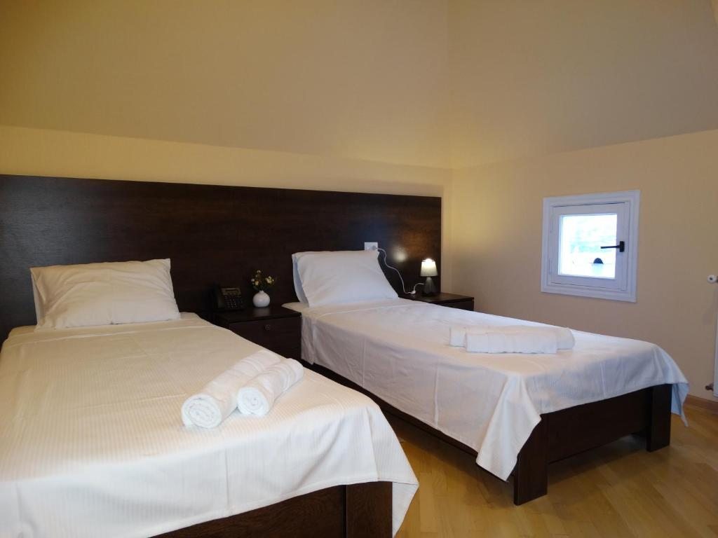 Двухместный (Двухместный номер эконом-класса с 1 кроватью или 2 отдельными кроватями) отеля Hotel Iveria, Тбилиси