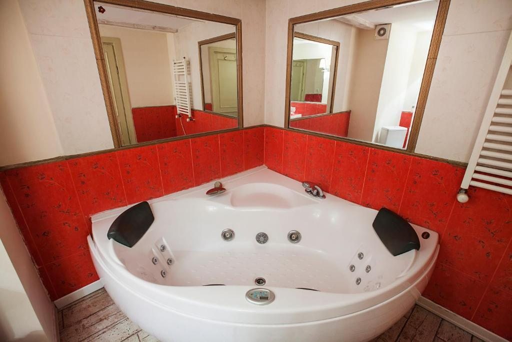 Вилла (Улучшенная вилла), Caravan Villa