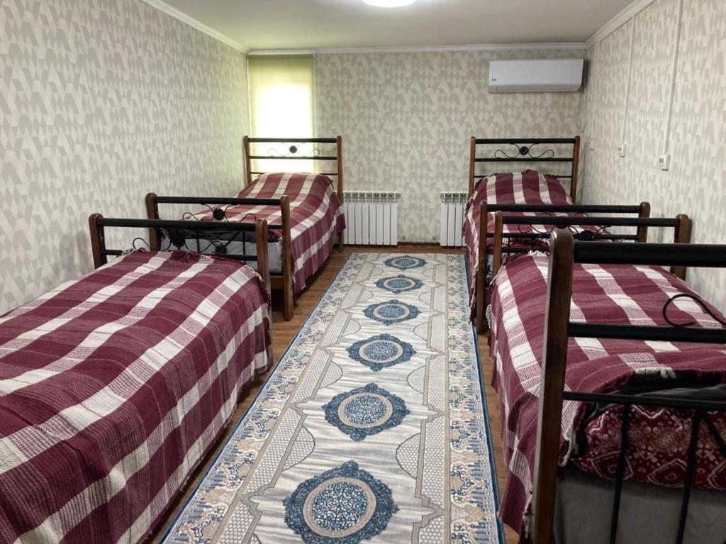 Номер (Кровать в общем номере для женщин с 4 кроватями), Adal Hostel