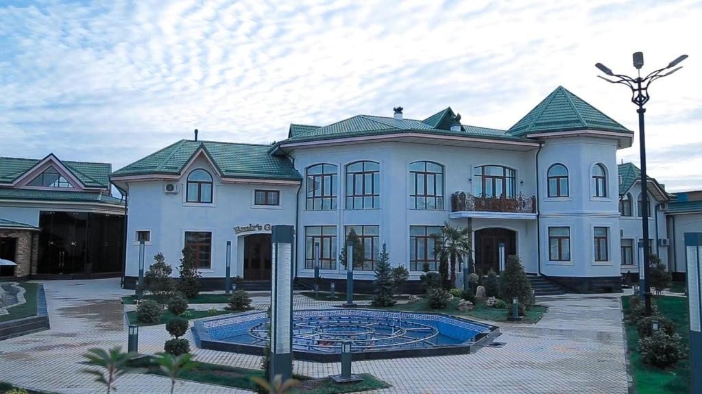 Emir's Garden Hotel, Бухара