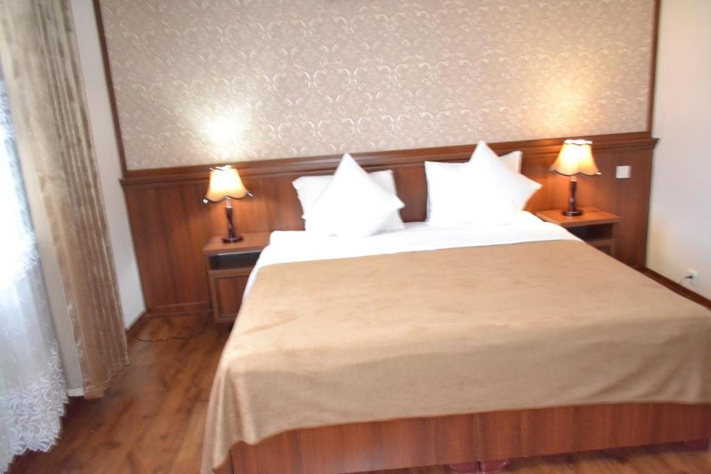 Двухместный (Двухместный номер с 1 кроватью или 2 отдельными кроватями) отеля Erkin Palace Hotel, Хива