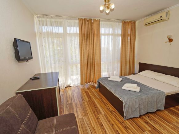 Фотография номера гостиницы Континент