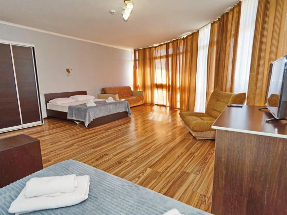 Фотография номера гостиницы Континент