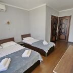 Трехместный (Комфорт), Гостевой дом Континент