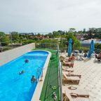 Зонты, Гостевой дом Континент