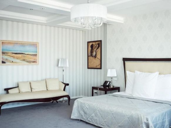 Фотография номера гостиницы Ост-Вест-Клаб