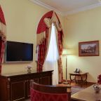 Сьюит (Представительский люкс с 1 спальней), Отель Петровский Путевой Дворец