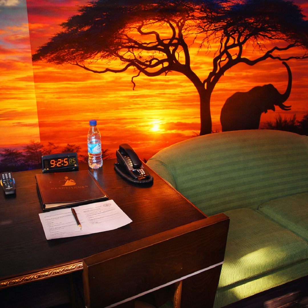 De Luxe, Гостиница БуддОтель Москва