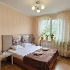 4х местный с 2х спальной кроватью и 2х спальным диваном.