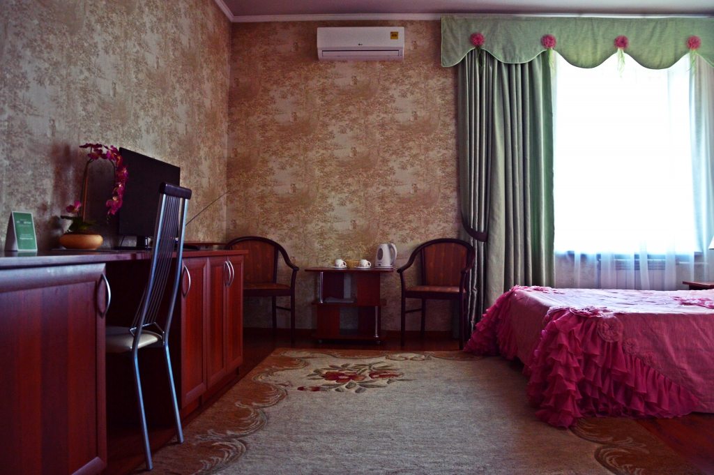 Полулюкс (Одноместный) гостиницы Север, Абакан
