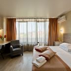 Студия с балконом