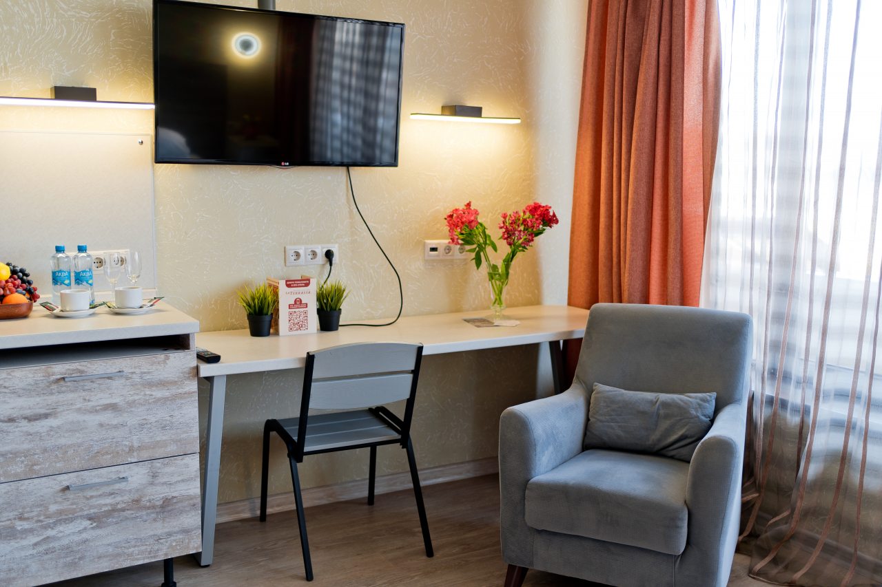 Студия с балконом