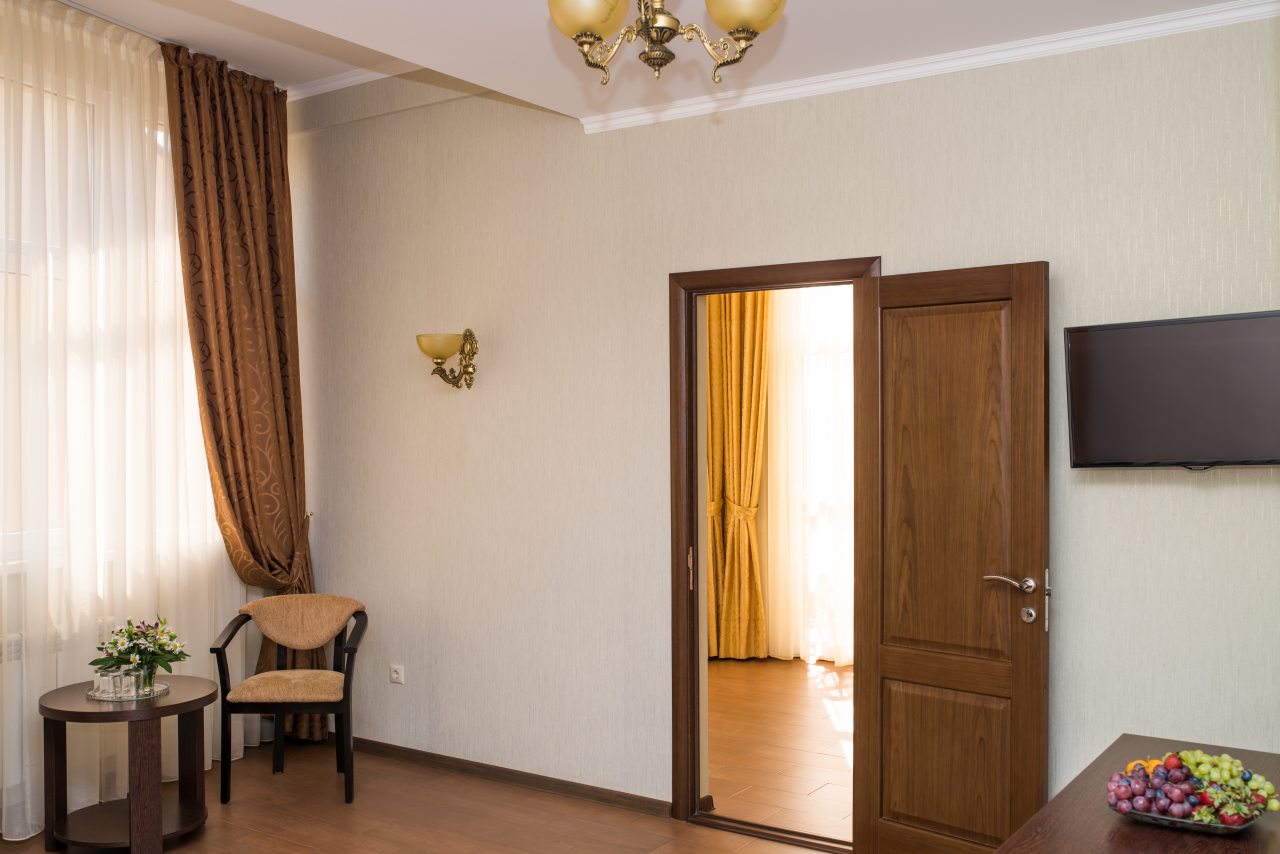 Люкс (Люкс двухкомнатный, 3-х местный номер ( возможностью 1 доп. место)), Отель Лазурное окно