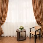 Люкс (Люкс двухкомнатный, 3-х местный номер ( возможностью 1 доп. место)), Отель Лазурное окно