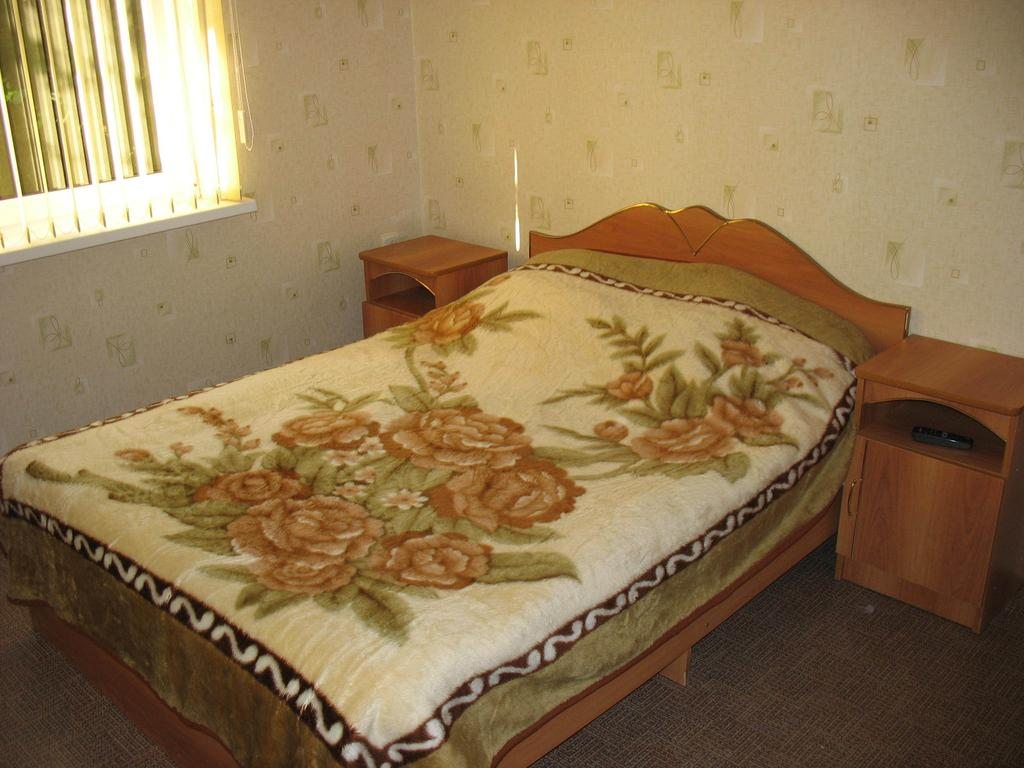 Двухместный (Двухместный номер эконом-класса с 1 кроватью) гостевого дома На Кольцевой 9, Лазаревское