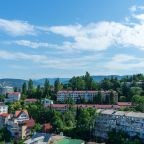 Вид из окна на город