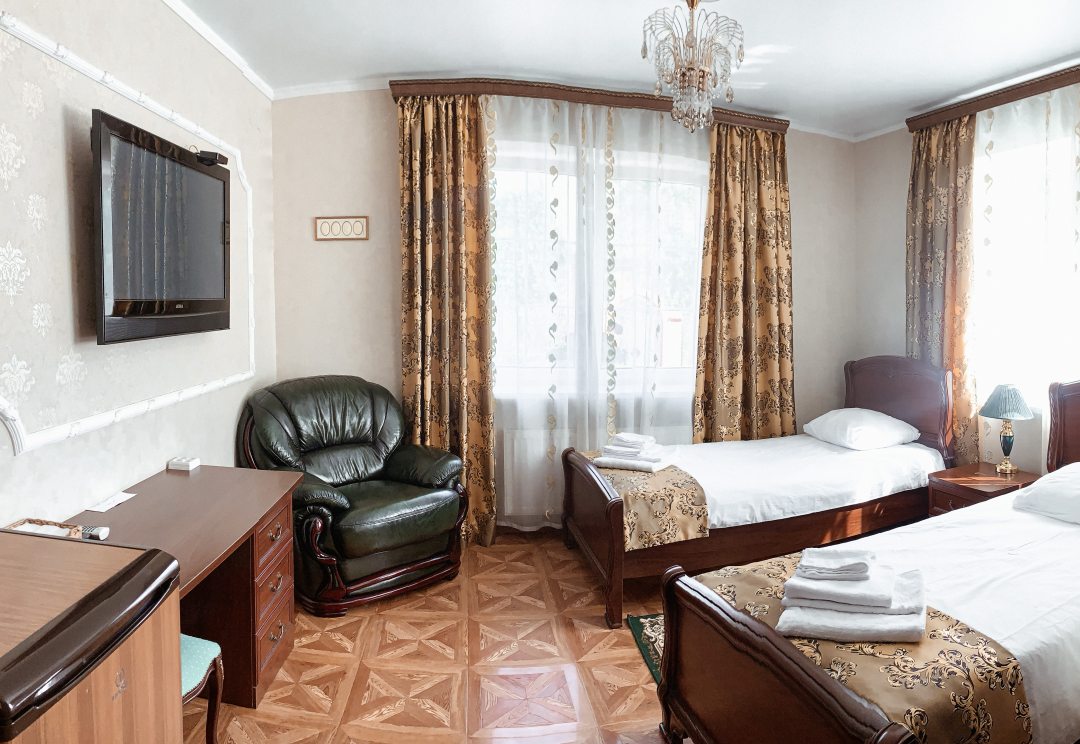 Двухместный (Двухместная комната с 2 отдельными кроватями и ванной комнатой) гостевого дома Алина, Калининград