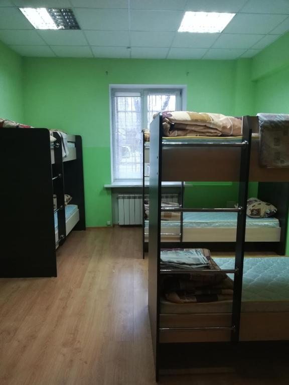 Номер (Спальное место на двухъярусной кровати в общем номере для мужчин) хостела Советский, Челябинск
