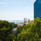 Апартаменты (Пять), Апарт-отель Боткинская 2в