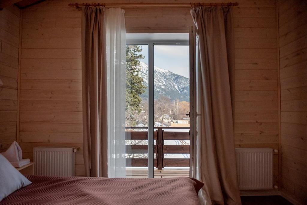 Четырехместный (Четырехместный номер с балконом), Гостиница Орион