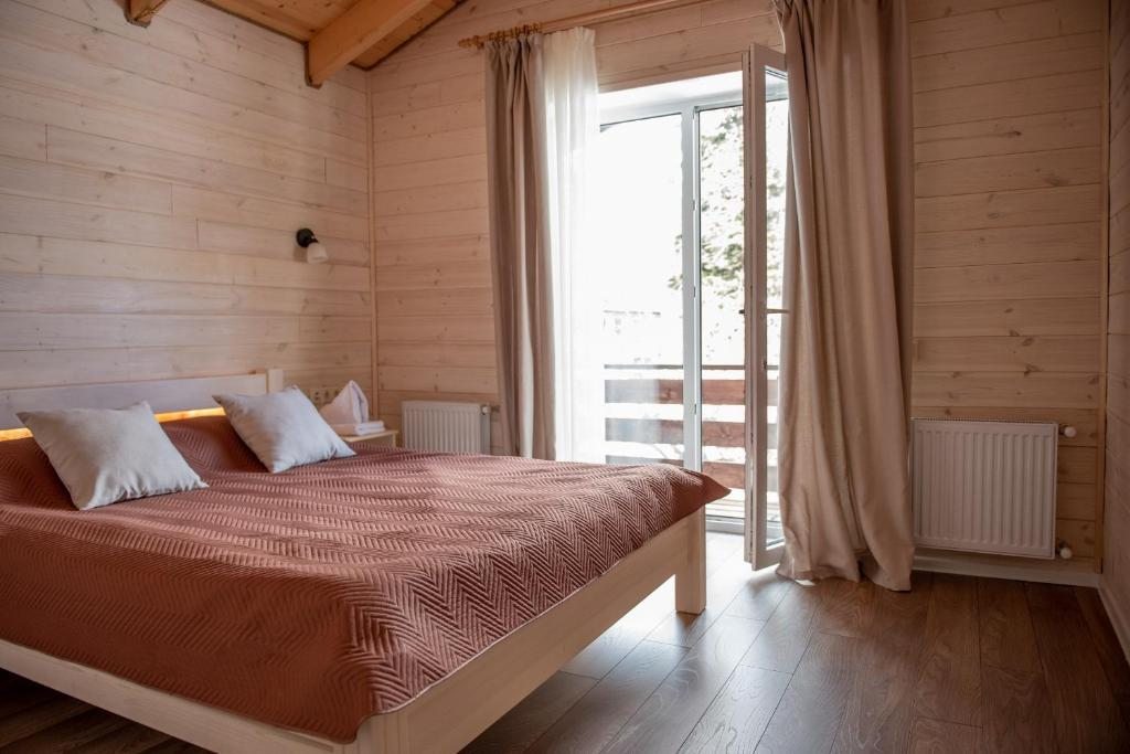 Четырехместный (Четырехместный номер с балконом), Гостиница Орион