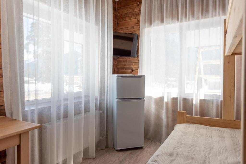 Трехместный (Трехместный номер с видом на горы), Гостиница Орион